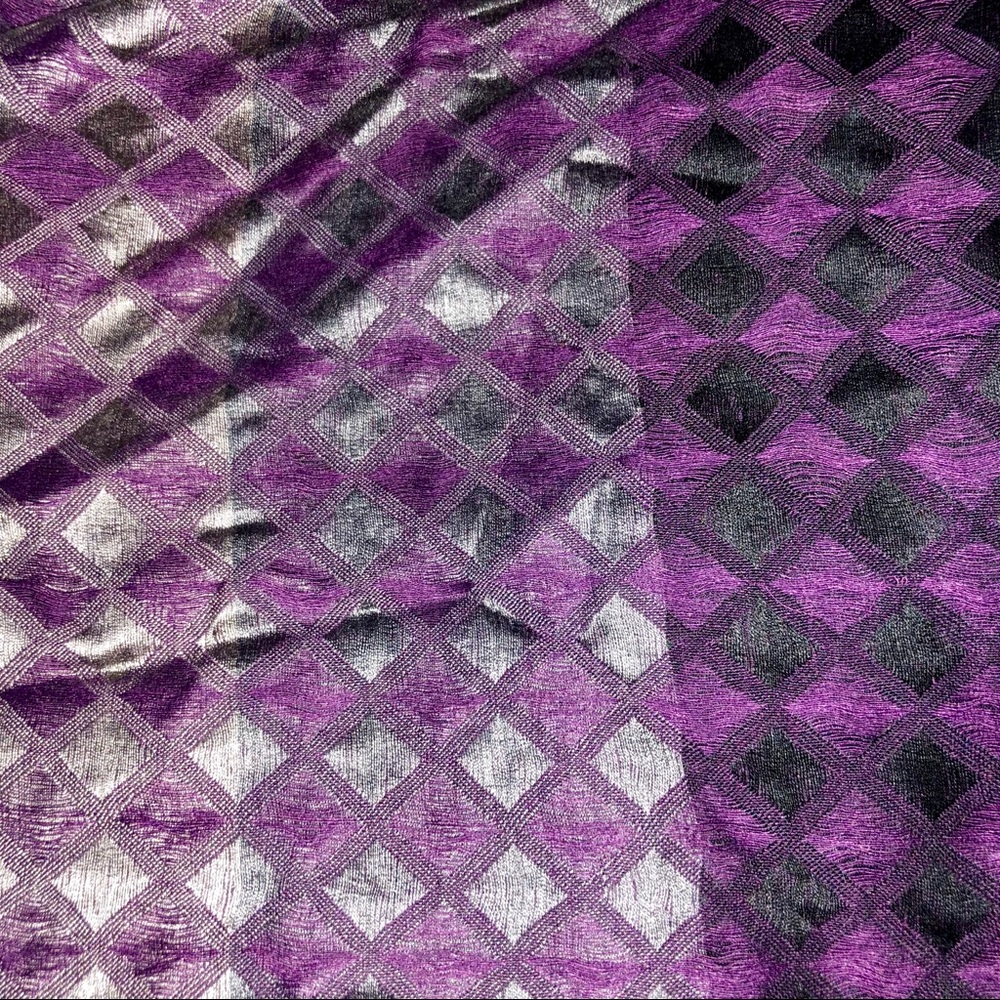 Scarf - Picture 2 of 3